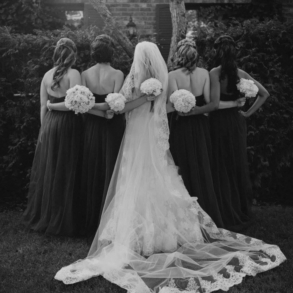 Meet your Posher, Laurie